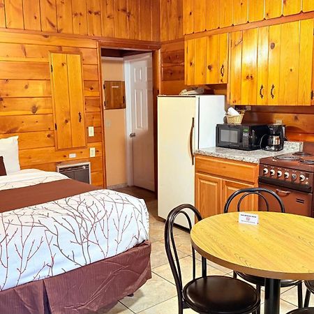 Apple Inn Motel Chelan Extérieur photo