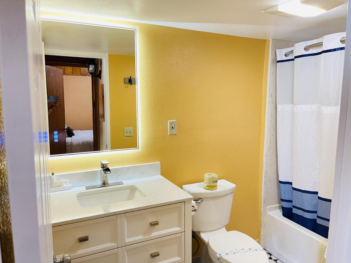 Apple Inn Motel Chelan Extérieur photo