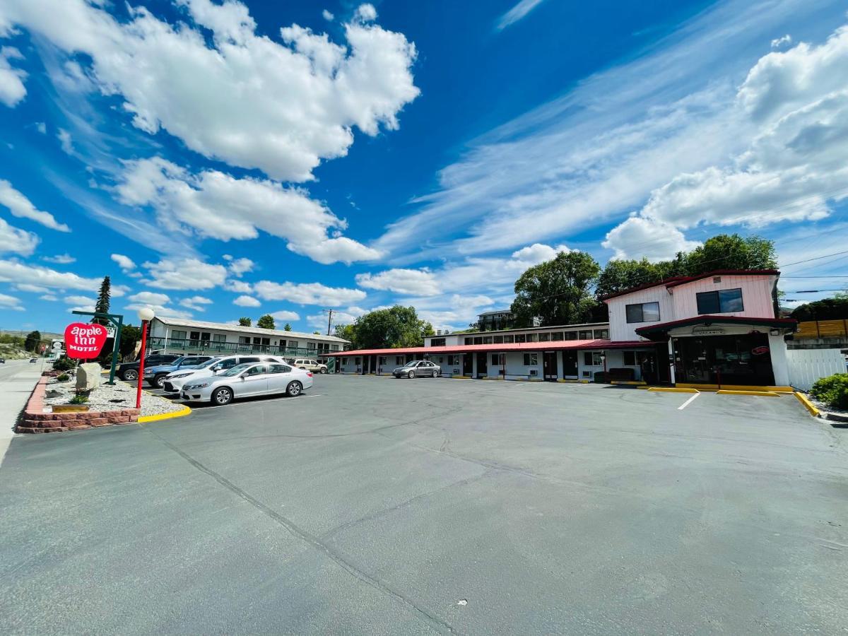 Apple Inn Motel Chelan Extérieur photo