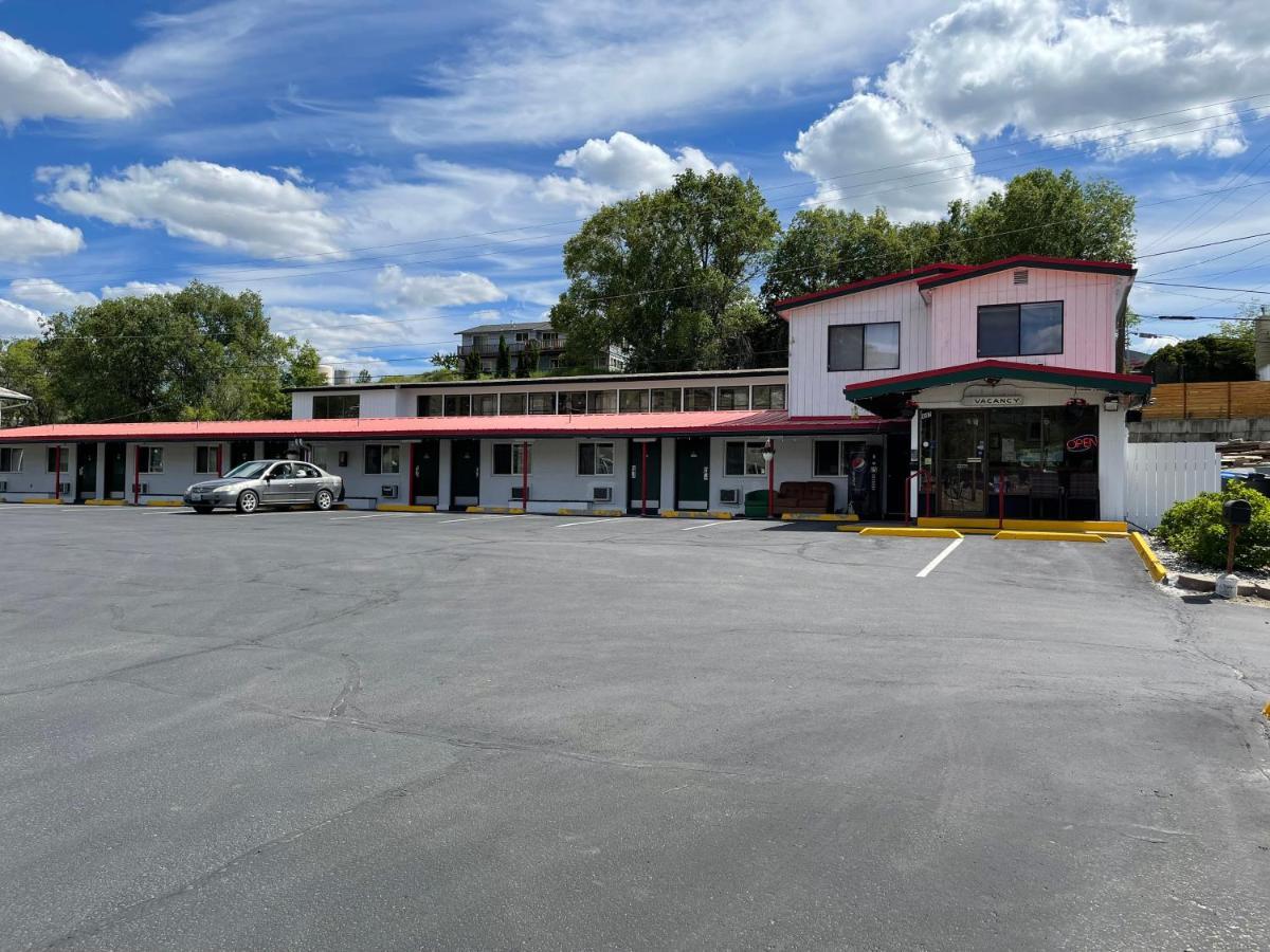 Apple Inn Motel Chelan Extérieur photo